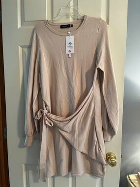 Mercer & James Blush Tie-Waist Long Sleeve Tunic